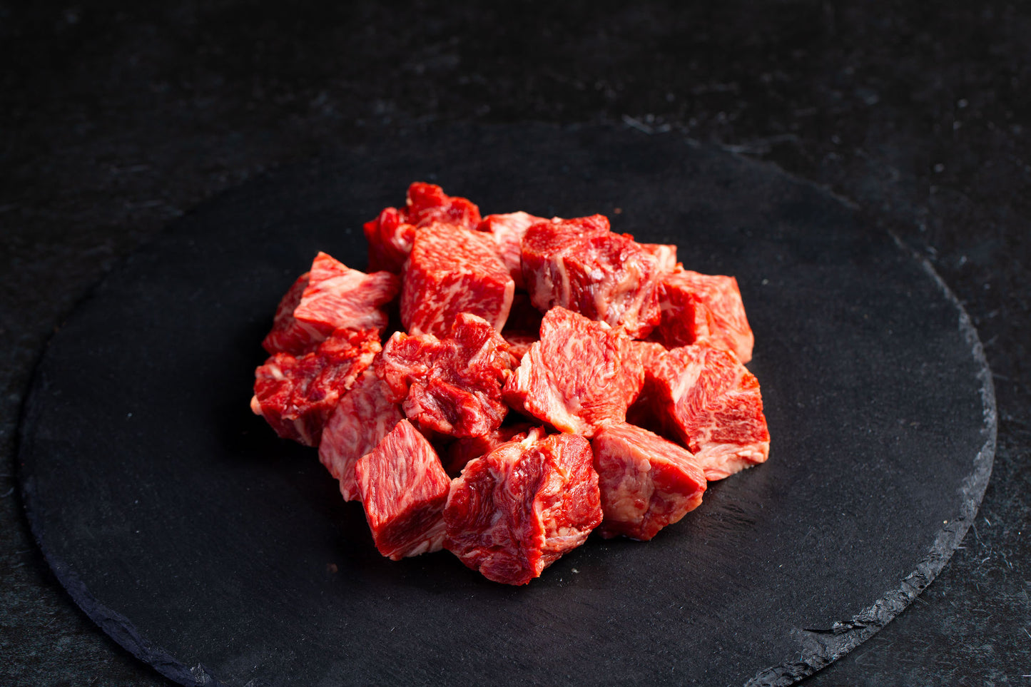 黒毛和牛煮込み用サイコロ肉(300g)